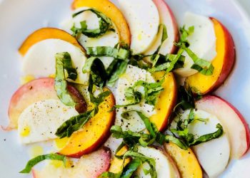 Peach Caprese Salad Recipe