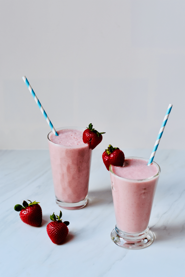 healthy_Strawberry_protein_Smoothie_1