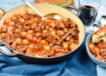 Beef Stifado – Greek Beef & Onion Stew
